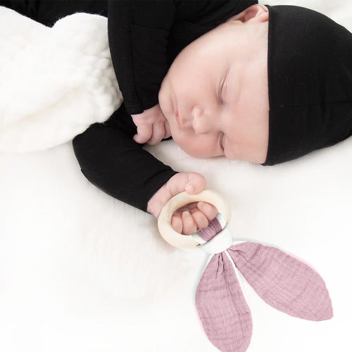 Organic Cotton Teething Ring – Rose