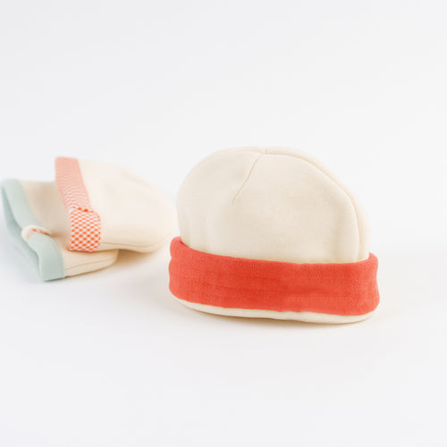 Organic Cotton Welcome Hat – Strawberry