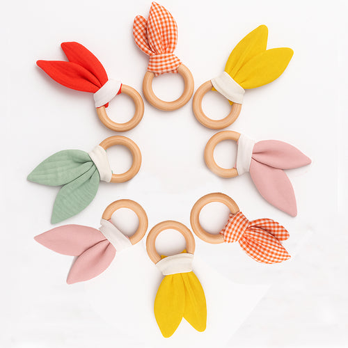 Organic Cotton Teething Ring – Strawberry